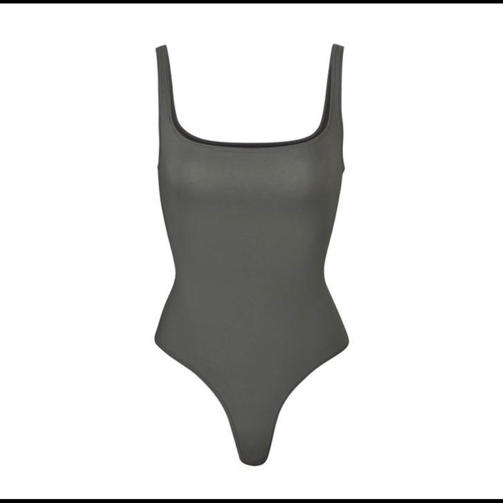 Skims bodysuit basics tank bodysuit